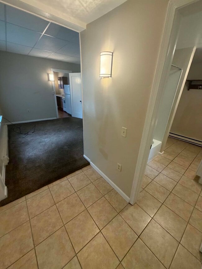 Photo - 1936 W 4th St Unit Apt 1