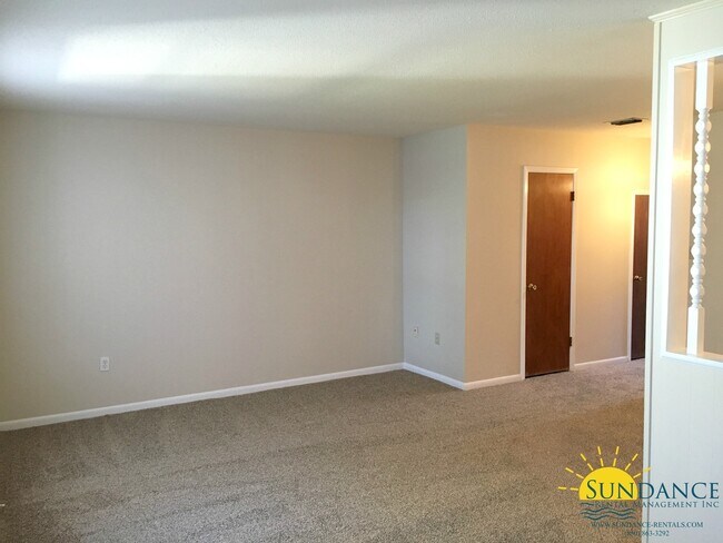 Photo - Great 3 Bedroom Townhouse in Shalimar