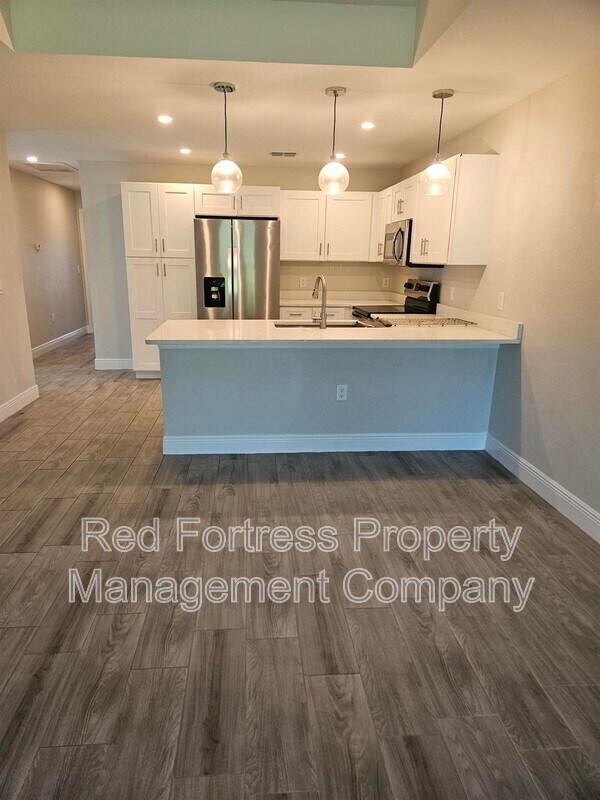 Photo - 5037 Centennial Blvd