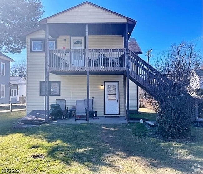 Building Photo - 100 Belvidere Ave Unit A Rental
