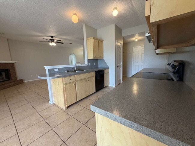 Photo - "Spacious 3-Bedroom Haven with 2 Full Baths – 1,592 Sq Ft of Comfort in Lubbock!" Unit 3