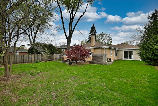 Photo - 2307 Edna Ave