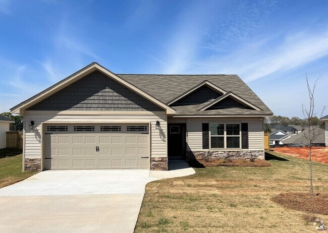 Building Photo - 202 Red Tail Cir Rental