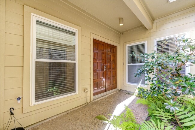 Photo - 12625 Memorial Dr Unidad 140