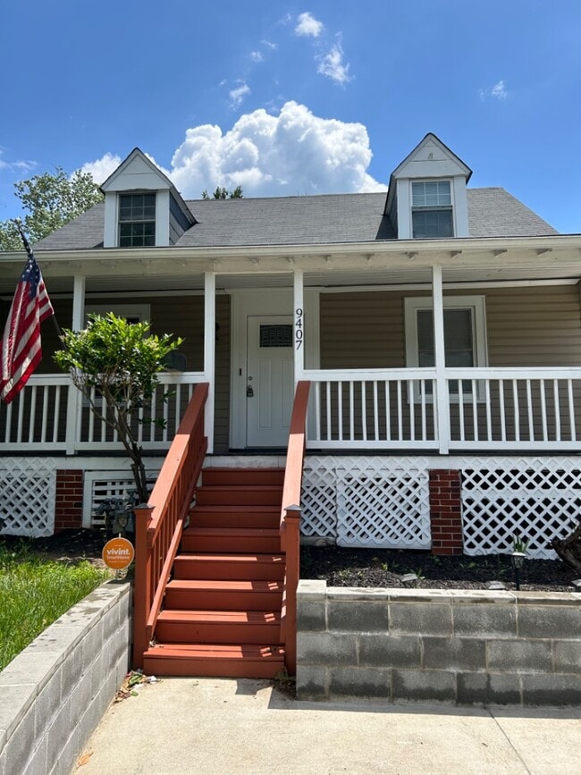 Photo - 9407 Colesville Rd