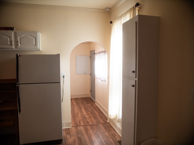 Photo - 540 N Franklin St