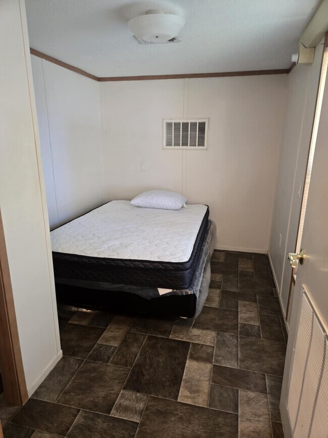 Photo - 4200 W 19th St