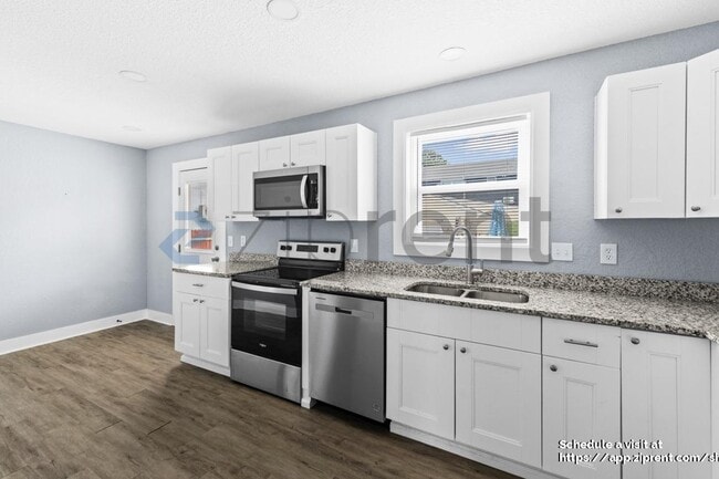 Photo - 965 W Ocean View Ave