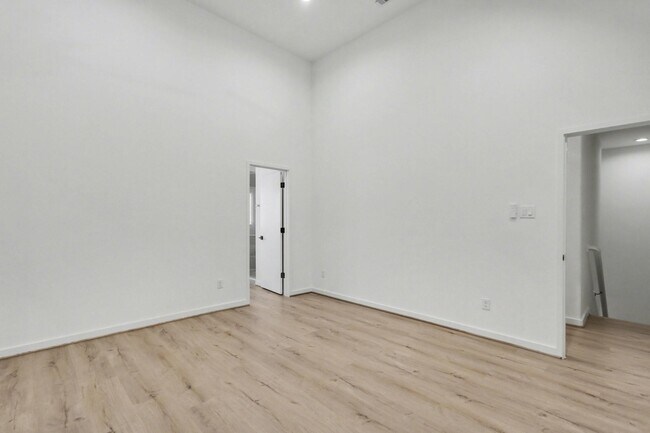 Photo - 203 Danna Ln Unit A