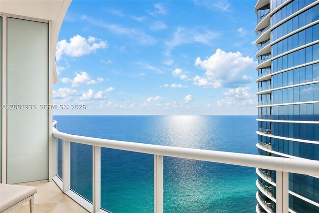 Photo - 15811 Collins Ave Unit 4007
