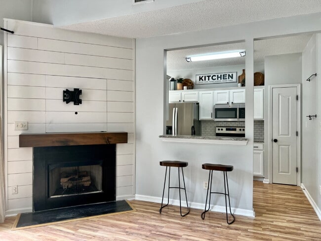 Photo - OPEN and SPACIOUS!