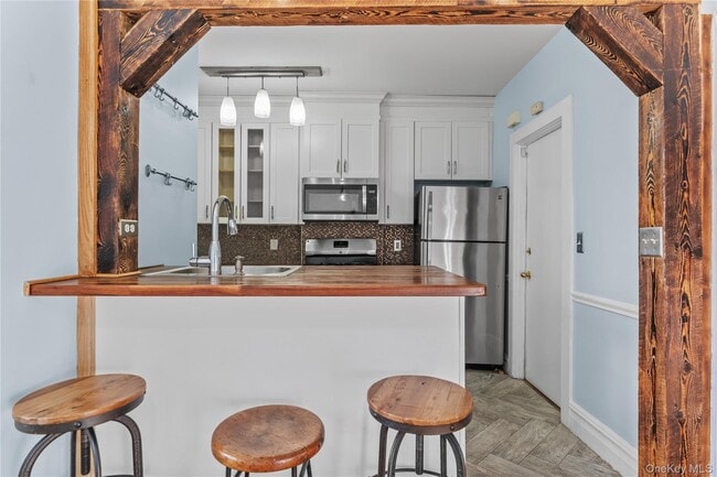 Photo - 22 Stephenson Blvd Unit 1st