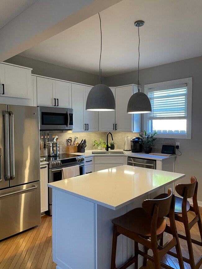 Photo - 1094 Say Ave