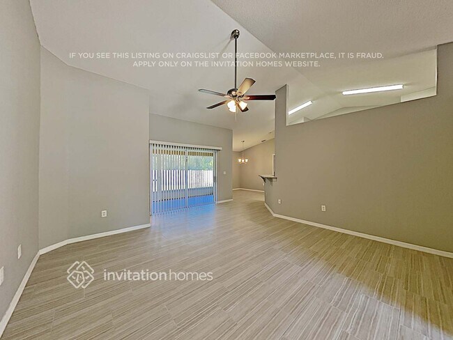 Photo - 831 Summer Glen Dr