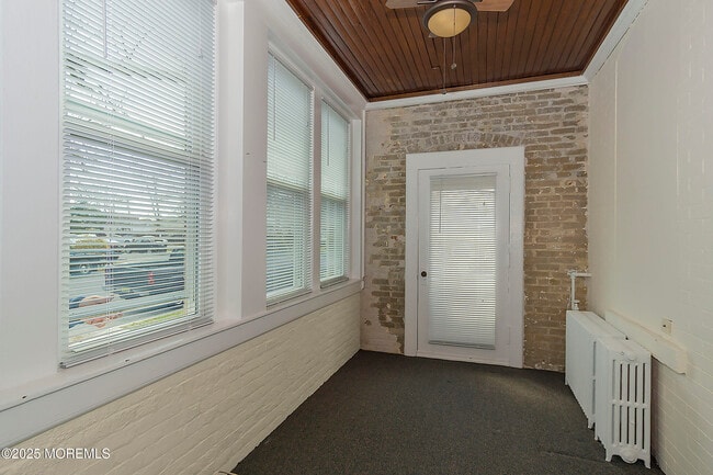 Photo - 34 Bridge Ave Unidad A