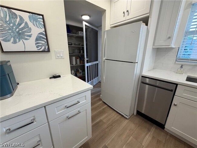 Photo - 180 Turtle Lake Ct Unit 206