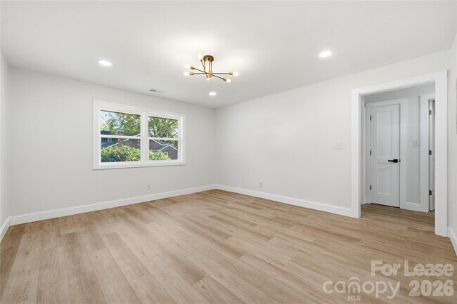 Photo - 1320 Anderson St