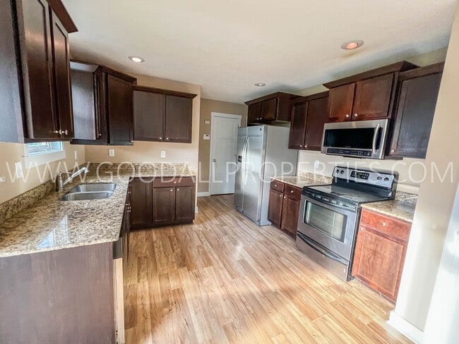 Photo - Beautiful 4 Bedroom, 2.5 Bathroom Home in Ankeny