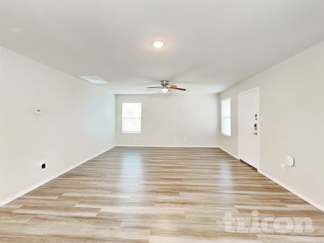 Photo - 6542 Augustus Magee