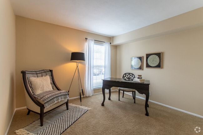 2BR, 1BA - 960 SF Model