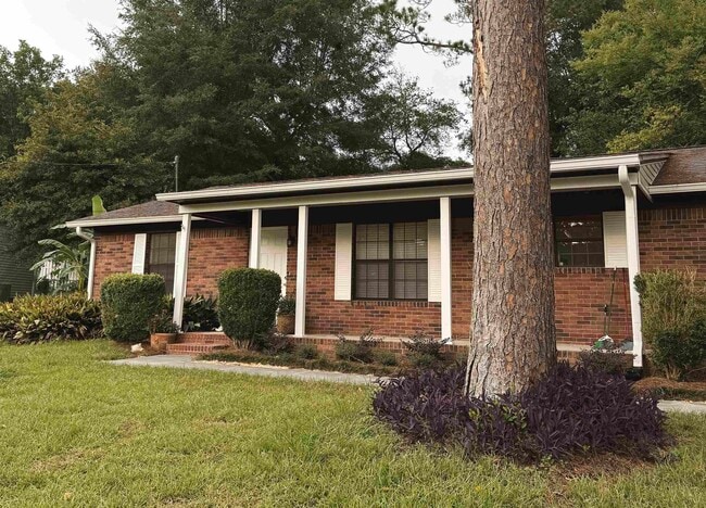 Building Photo - 4728 Pimlico Dr
