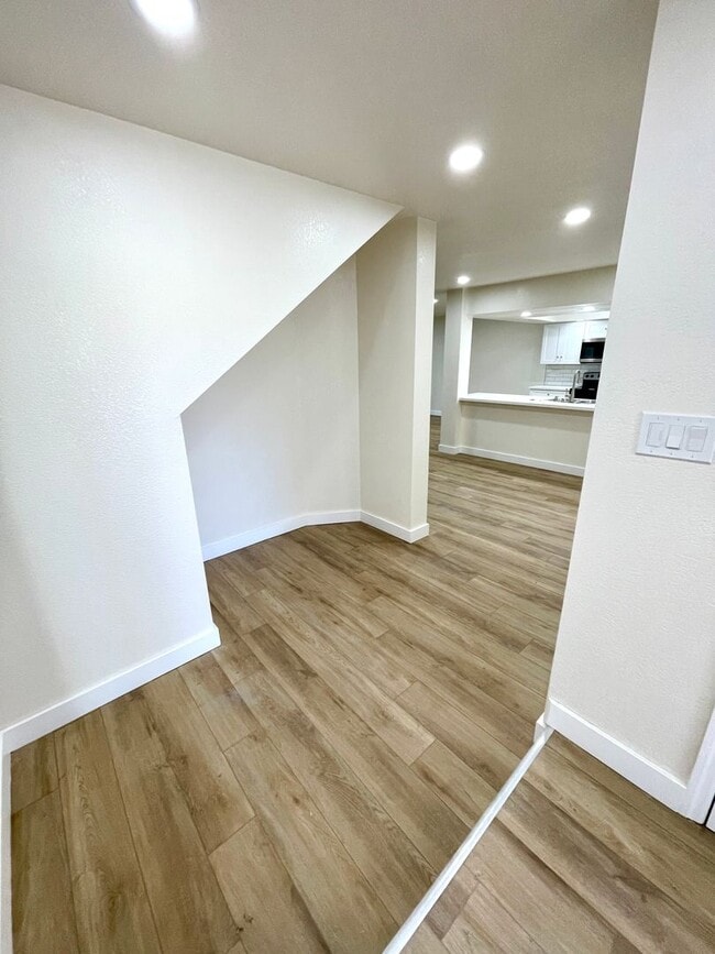 Photo - Gorgeous 2-Story Home with Golf Course Vie...