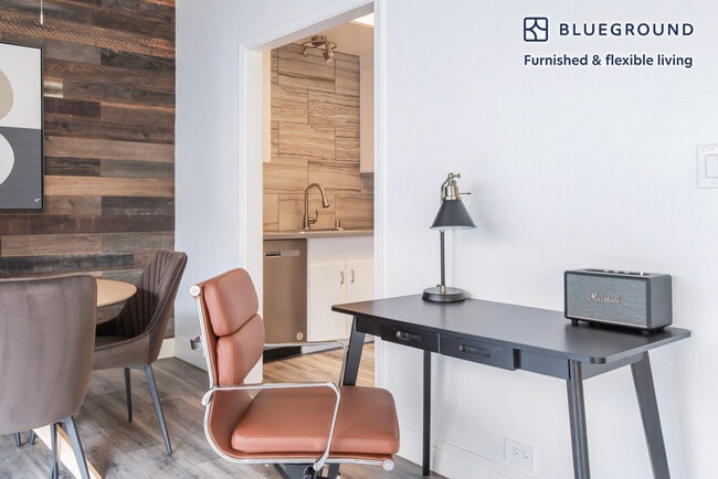 Photo - 801 Middlefield Rd Unidad FL2-ID2094