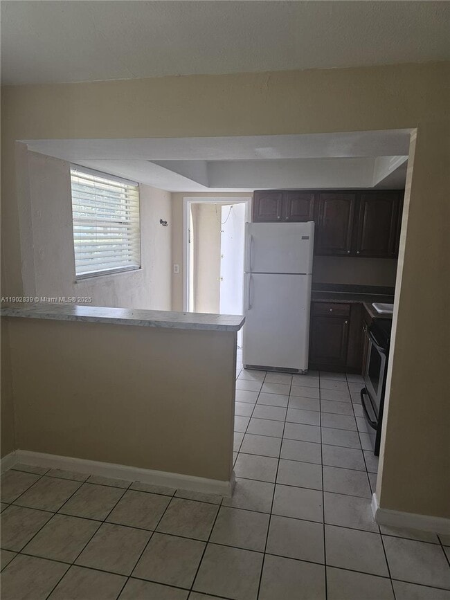 Photo - 6029 SW 34th St Unit 1