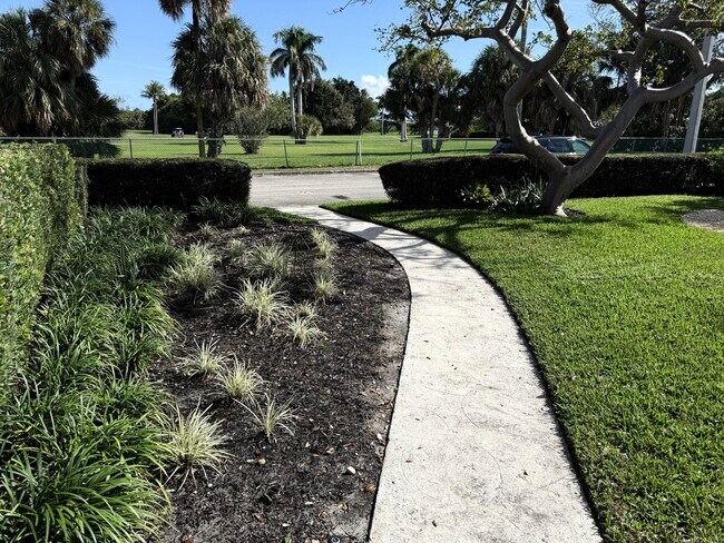 Photo - 1219 N Lakeside Dr