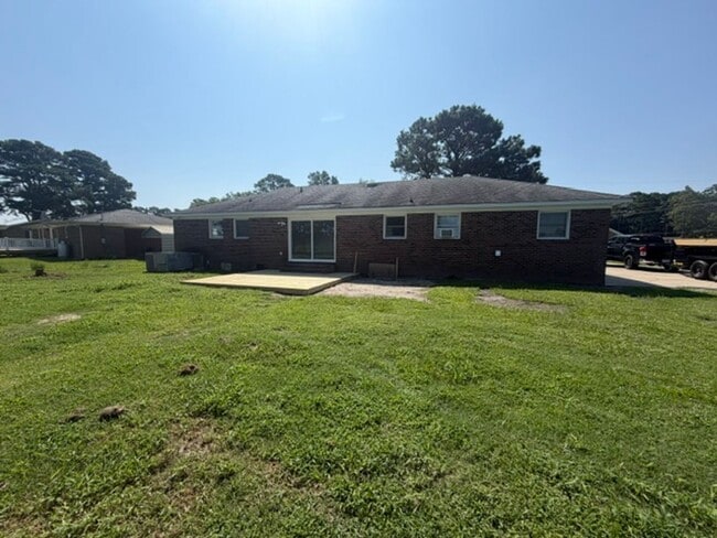 Photo - 2146 Crescent Dr
