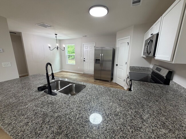 Photo - 4 Bedrooms, 3 Bathrooms - Home in West Rome!