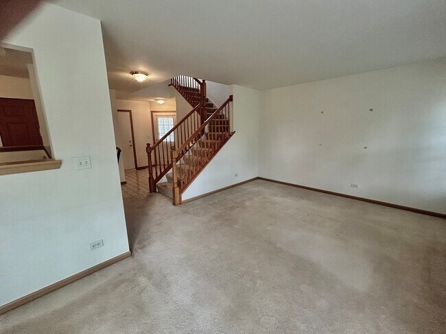 Photo - 2482 Stoughton Cir