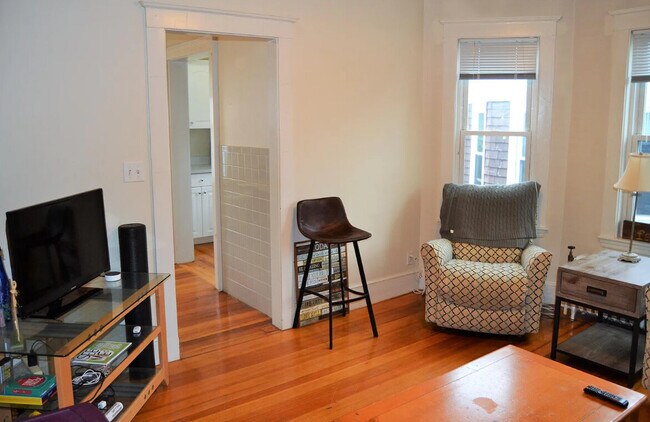 Photo - 440 Washington St Unit 3