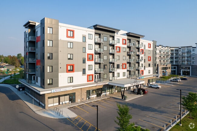 Building Photo - Kingsland Junction
