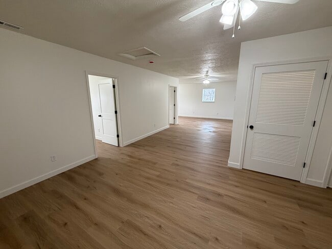 Photo - 11446 Charleston Rd Unidad Apartment B