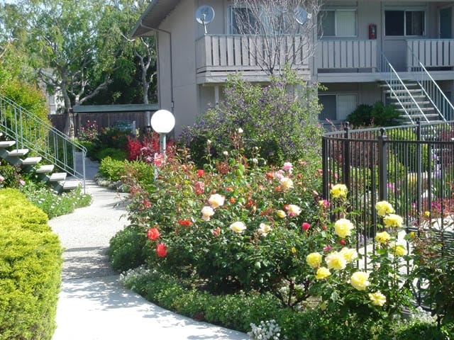 Wildwood Manor Apartments