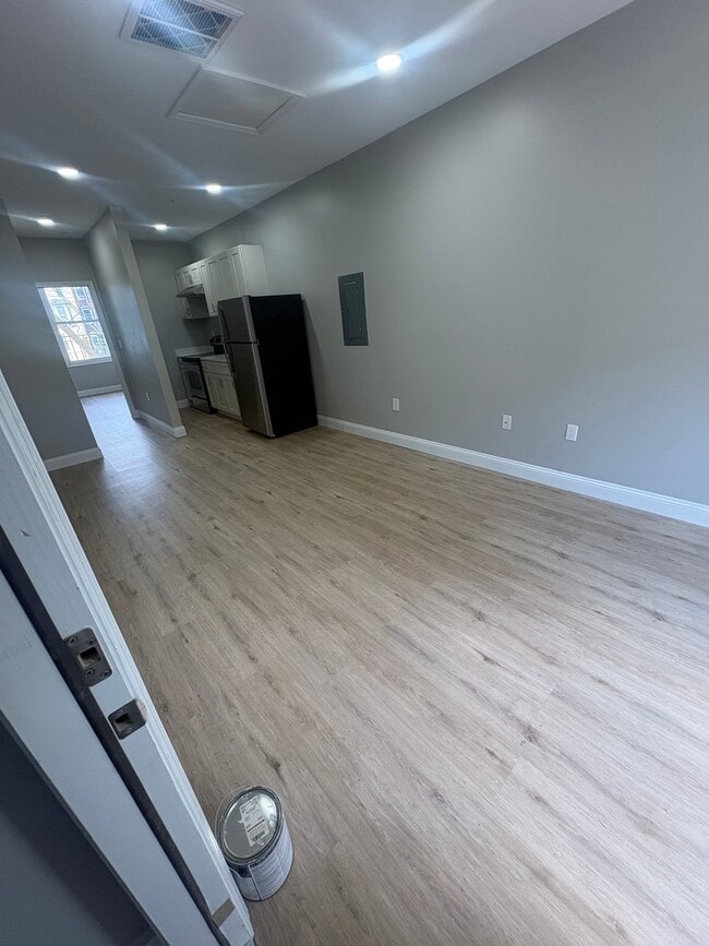 Photo - 2105 Maryland Ave