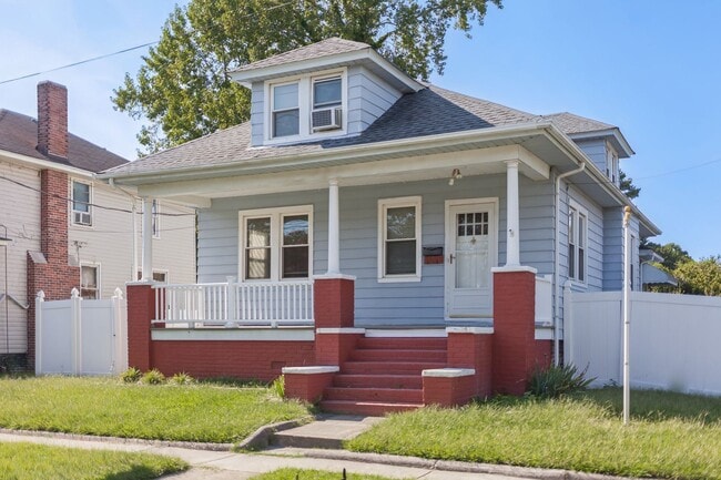 3701 Amherst St