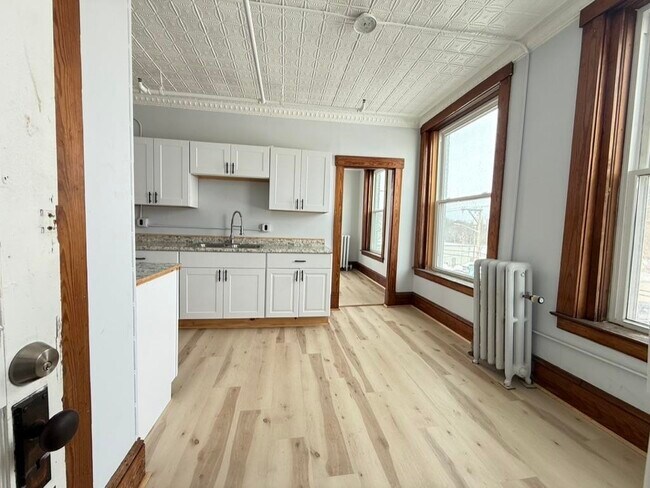 Photo - 41-43 Central St Unidad 17