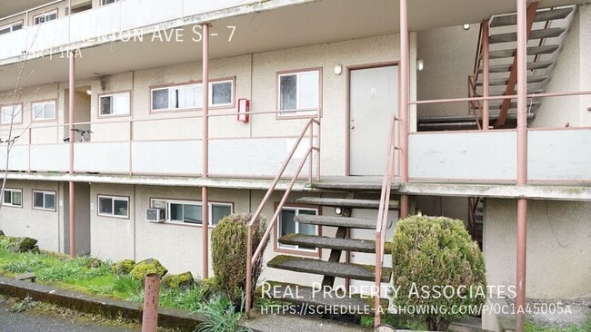 Building Photo - 7536 Renton Ave S Unit 7 Rental