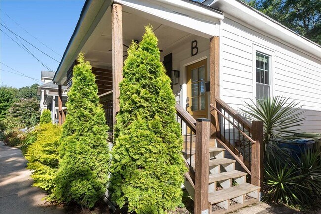 Photo - 788 Fulton Terrace SE