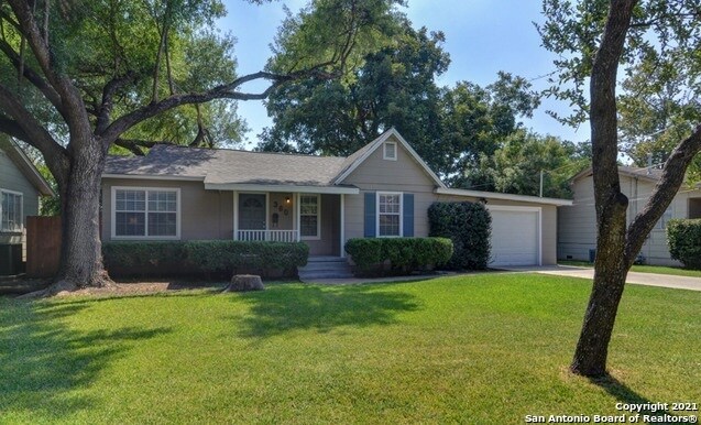 Photo - 360 E Sunset Rd