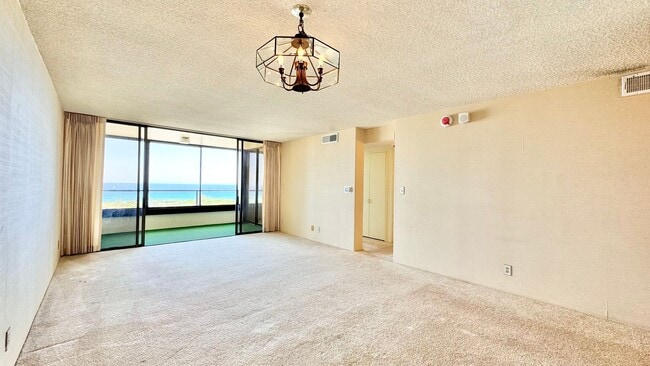 Building Photo - Available NOW - Highly Desired 2 BED 2 BAT... Unit 2506 Rental