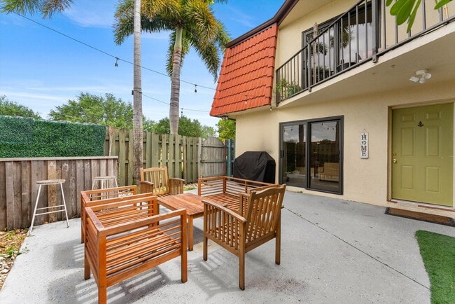 Photo - 3750 Victoria Dr