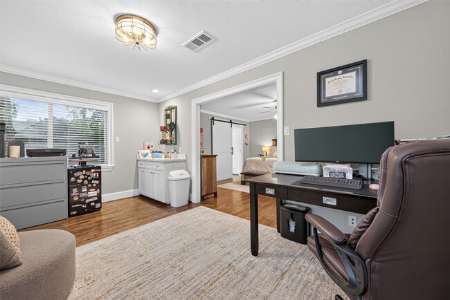 Photo - 746 Stone Mountain Dr