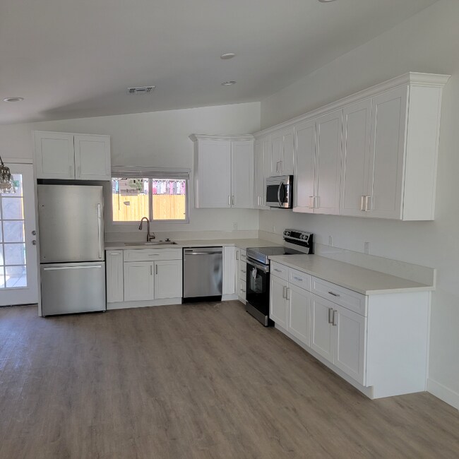 Photo - 3614 W Taylor St