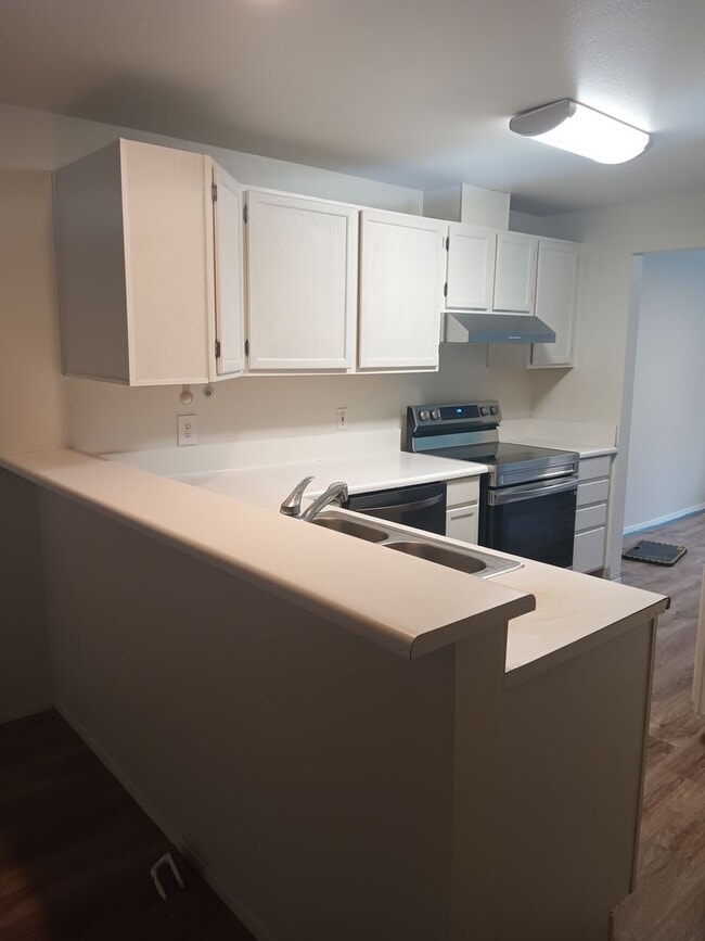 Photo - 3bed 2.5 bath Silverdale Rejuvinated Townhouse