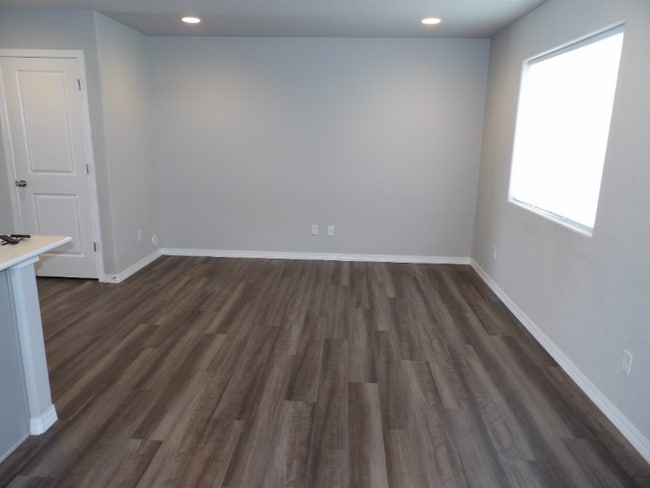 Photo - 11260 Feliz Wy