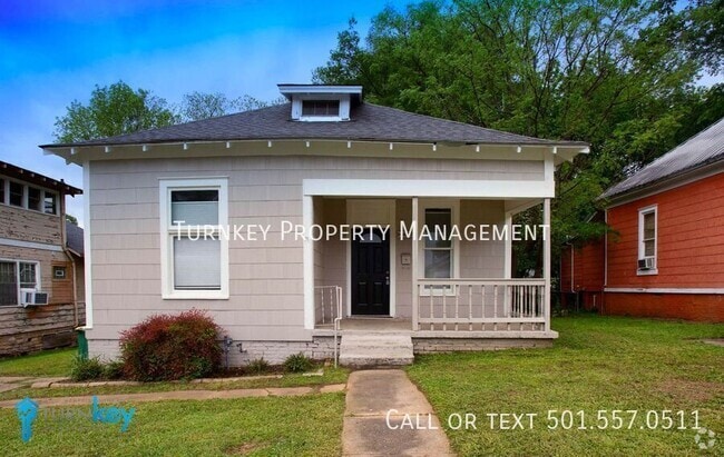 Building Photo - 1622 Hanger St Rental