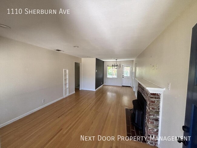 Photo - 1110 Sherburn Ave